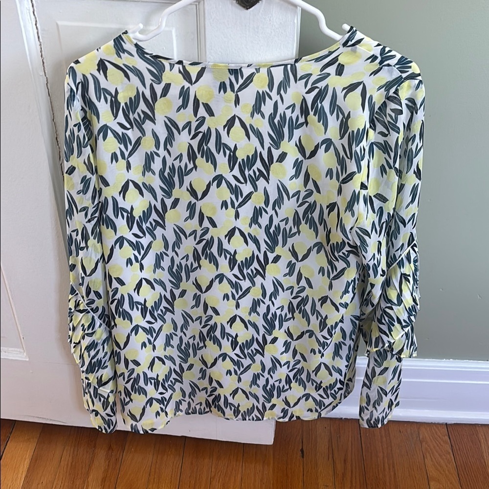 Ann Taylor Cream Blouse with Graphic Design and 3/4 Sleeves - Picture 3 of 3